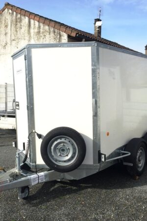 Fourgon Ifor Williams BV106G