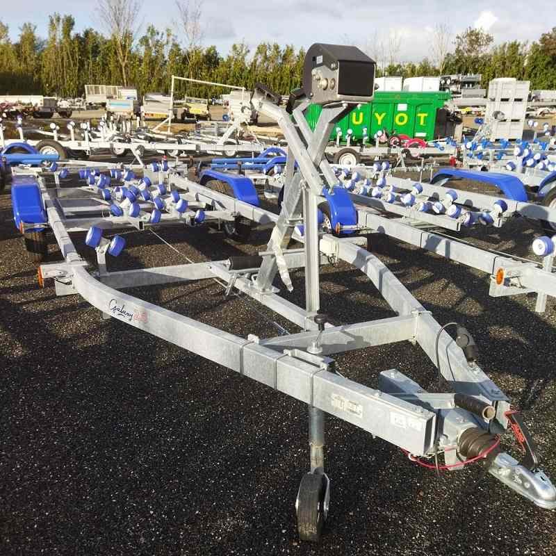 Remorque bateau 2 essieux GALAXY -GD18 / G2702 - PTAC : 3500 Kg - multi-rouleaux – Image 2